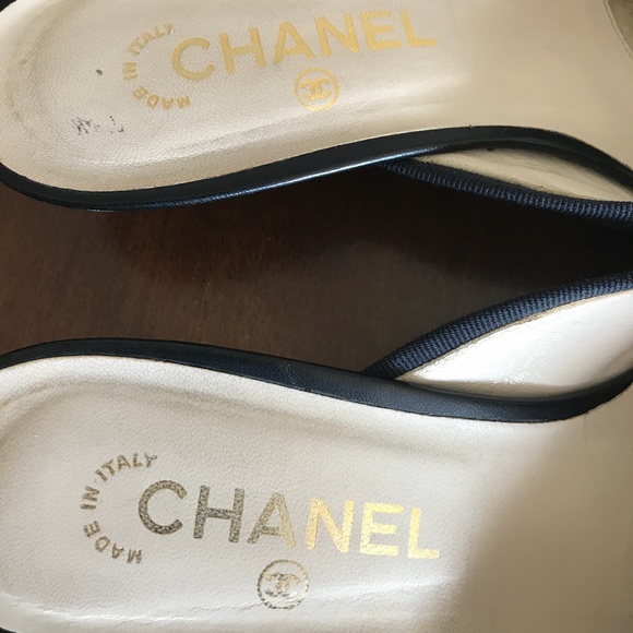Authentic Chanel mules - Picture 6 of 8